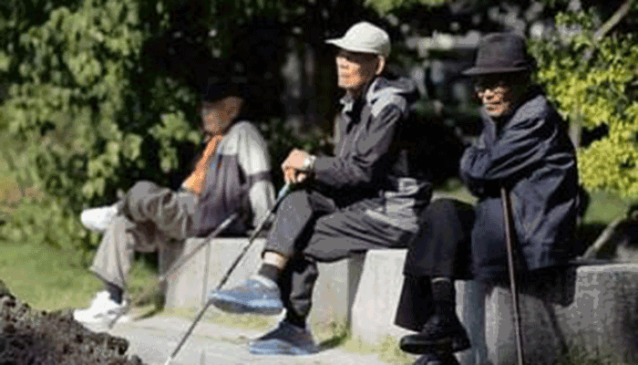 中共中央國務院印發國家積極應對人口老齡化中長期規劃