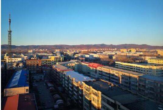 大興安嶺南麓集中連片特困地區精準扶貧“拔窮根”