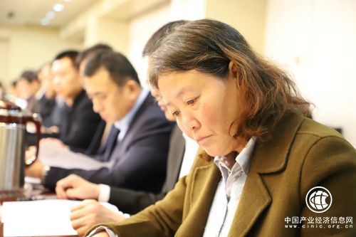 群眾代表再次列席市委常委會會議