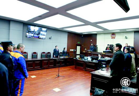 嶗山法院公開宣判兩起惡勢力犯罪集團案 9人被判刑