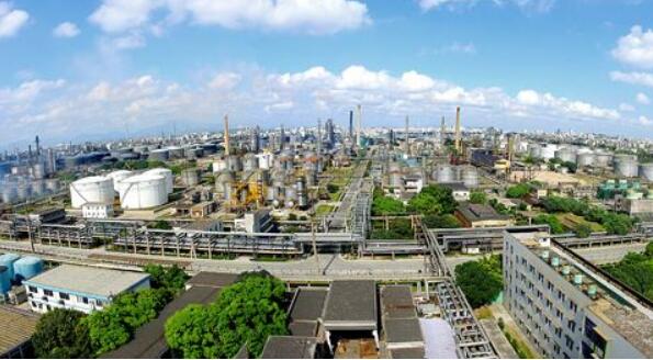 廣東茂名：錨定綠色石化打造生態旅游式化工廠