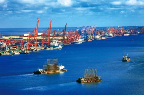 廣西大力發展向海經濟 計劃實施六大行動和352個重大項目