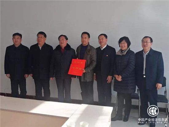 青島市民政局局長王哲赴平度市開展春節“送溫暖”活動