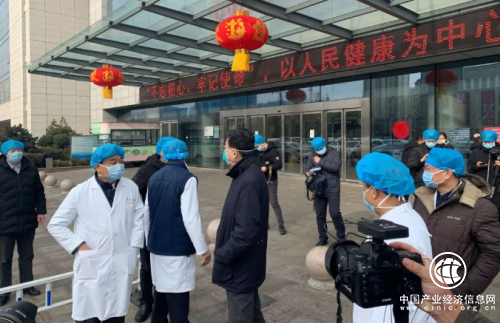 好消息！剛剛！山東首例確診患者治愈出院了！