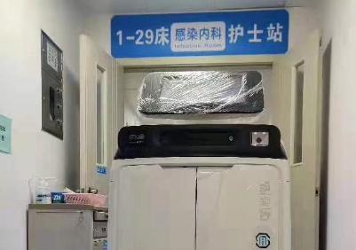 全國首臺在隔離病房應用的配送機器人在廣東省人民醫院上崗