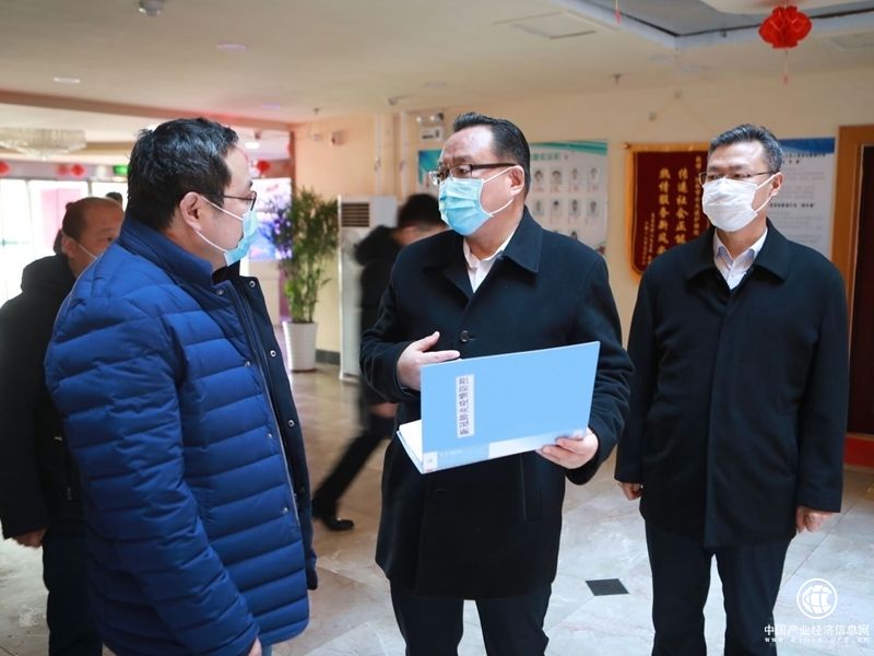 孫述濤督導檢查疫情防控工作：落實落細防控措施 守好“一線陣地”