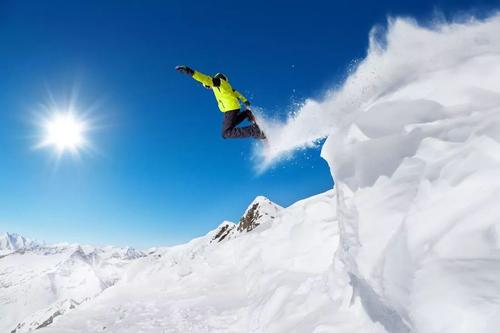新冠疫情致雪場閉門：政府施援手 改進并提升經營模式