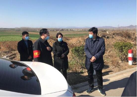 河南省方城縣委常委、政法委書記朱東明到廣陽鎮檢查指導“一村一警”工作