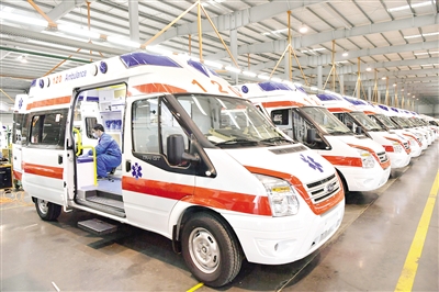 工信部促產保供 2000輛負壓救護車投入抗疫戰