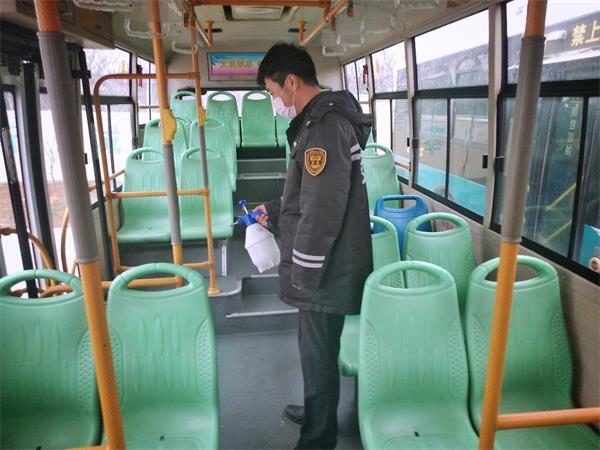 抗擊疫情 溫馨巴士青年先鋒隊在行動