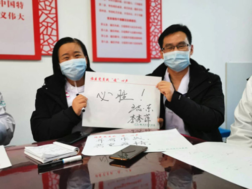 奮戰“疫”線丨等她凱旋歸來的時候，我一定去接她！