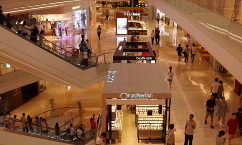 商場頻啟“直播”帶貨 救場之策能走多遠