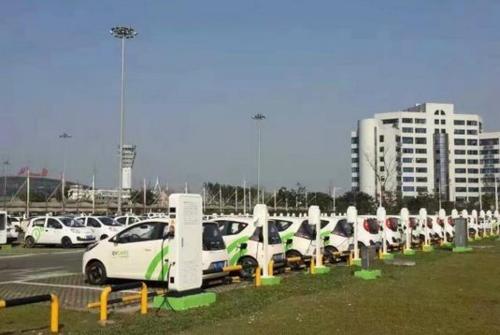 公共領域車輛全面電動化 鄭州為何成中部首個試點城市？