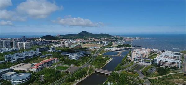 王清憲到即墨區和青島藍谷調研強調 進一步聚焦發展主導產業集群