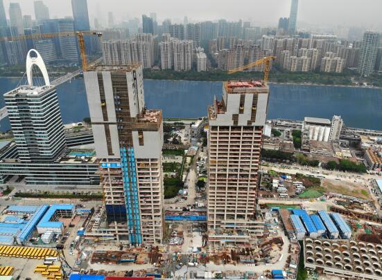 “智慧工地”助力廣州琶洲互聯網創新集聚區首個復工復產工地項目封頂