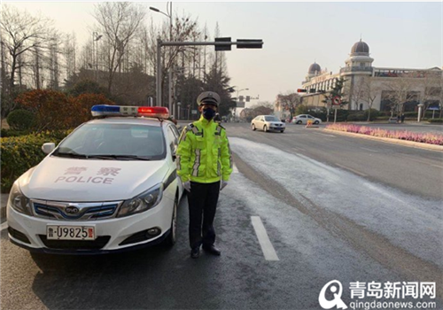 假期出行這事別干 交警嚴查此類違法行為