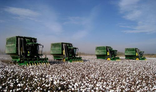 新疆推進農業生產全程全面機械化