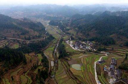 貴州爭取中央預算內投資3億元支持農村扶貧旅游公路建設