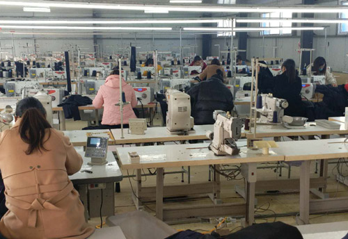 河南省南召縣小店鄉：扶貧車間“滿眼春” 脫貧致富動力足