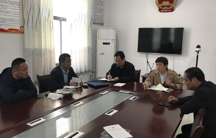 菏澤開發區黨群部副主任劉潔灝等到丹陽街道調研基層黨建工作