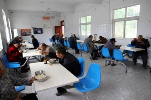 河南省南召縣南河店鎮：醫養結合助力兜底脫貧