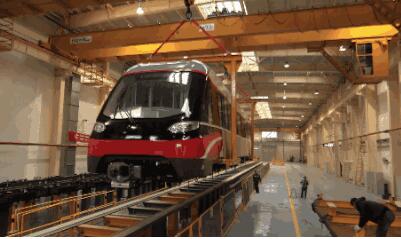 首款中低速磁浮旅游專列動態調試