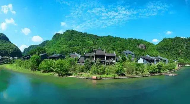 “五一”假期國內旅游收入達475.6億元