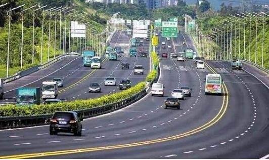 “五一”期間交通、旅游、市場供應交出亮眼“成績單