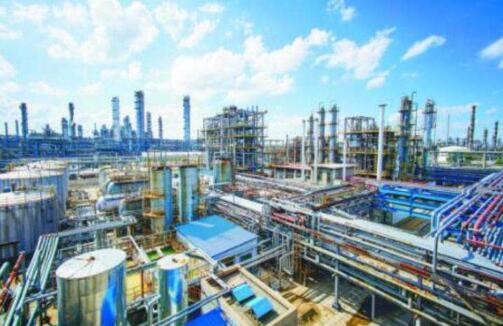 對美進口原油加征10%關稅，業內認為——短期對石化市場影響不大