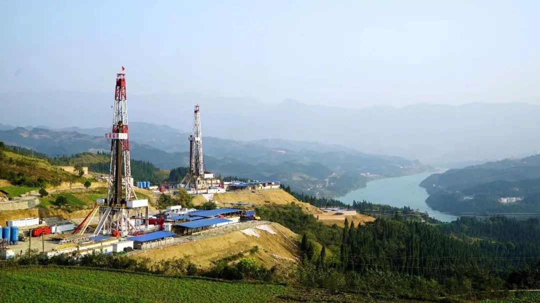 我國首個大型頁巖氣田累產超300億立方米 日產氣量可滿足3400萬戶家庭日常需求