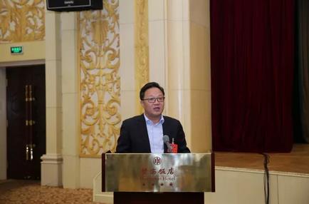 青島市政協常委薄濤：擴大市老年大學校舍規模