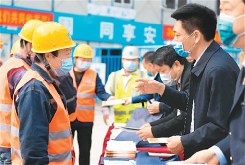 2019年全國城鎮單位平均工資出爐 收入穩步增長
