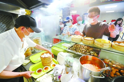 “上海小吃節”火到市民家門口