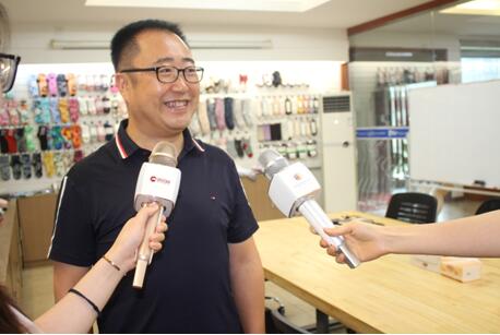 金炳鎮：品質生活從襪子開始