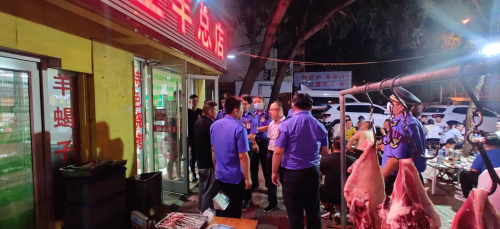 占道經營投訴激增 夜經濟不等于亂擺攤