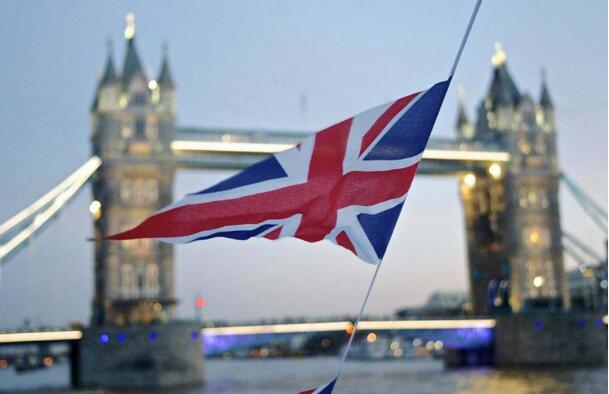英國秋季預算案公布 提高稅率以擴大投資