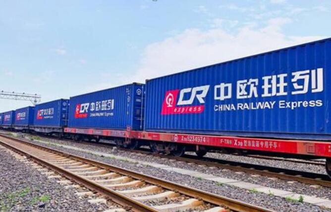 開行量創紀錄！絲路“新使者”中歐班列加速奔跑穩外貿