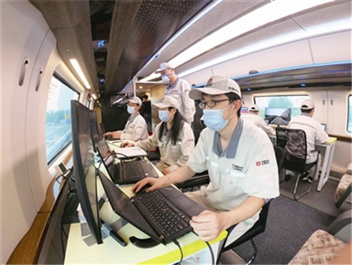時速600公里，青島造“高速磁浮”成功試跑