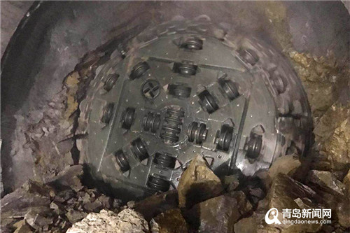 最新！地鐵1號線兩區間通過重大風險源實現雙貫通