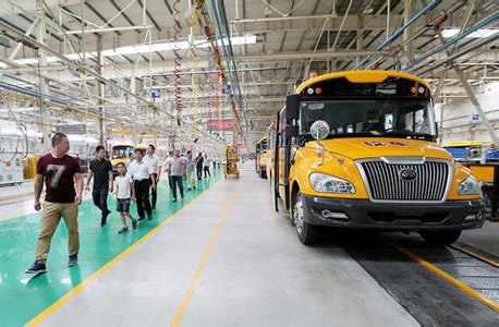 防疫“黑科技”加持 宇通校車駛入“5A級”健康時代