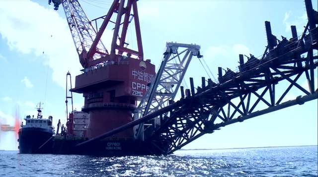 通訊：中國造世界級“海上油氣工廠”在巴西投產