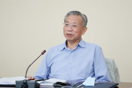劉家義參加黨支部主題黨日活動并講黨課