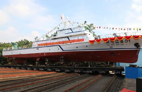 國內首艘500千伏海底電纜綜合運維船順利下水