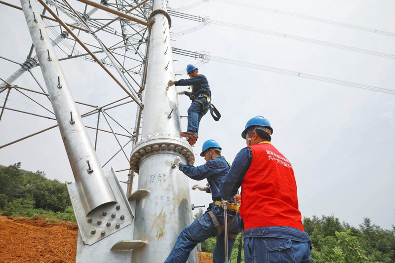 青海之電河南發光：青海至河南±800千伏特高壓直流工程啟動送電