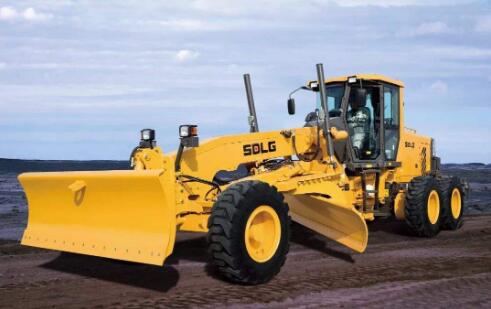 山東臨工白俄羅斯市場大型平地機首破冰