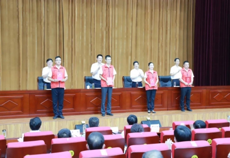 2020年全市創建全國文明城市攻堅動員大會要求—— 全面打好創建全國文明城市攻堅戰