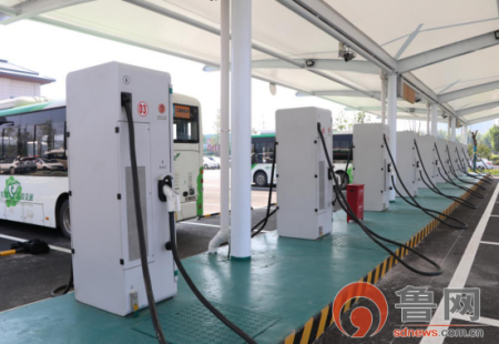 打造全市智慧充電：國網菏澤供電公司39座電動汽車充電站投入運營