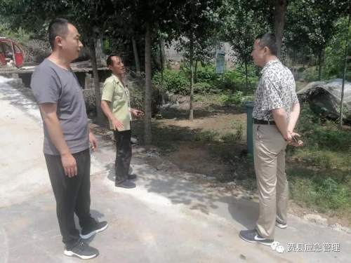 費縣：實地巡查地質災害隱患點 確保風險區群眾汛期安全
