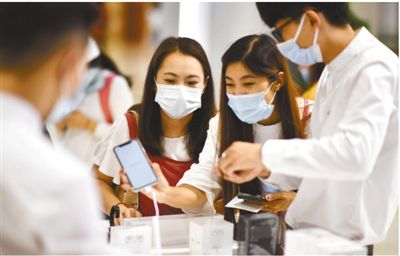 免稅業市場規模擴大助消費回暖：降低購物成本，拉動旅游消費