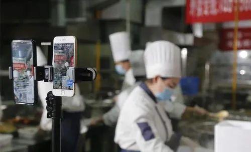 選品、選人、流量，餐飲直播帶貨要規避哪些坑？